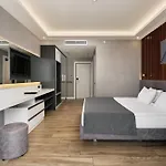 Üdülőközpont Kaila 5*